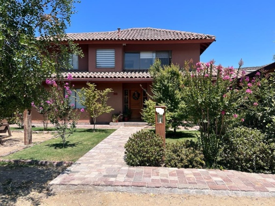 Santa Elena, Region Metropolitana, 4 Habitaciones Habitaciones, ,3 BathroomsBathrooms,Casa,En Venta,1171