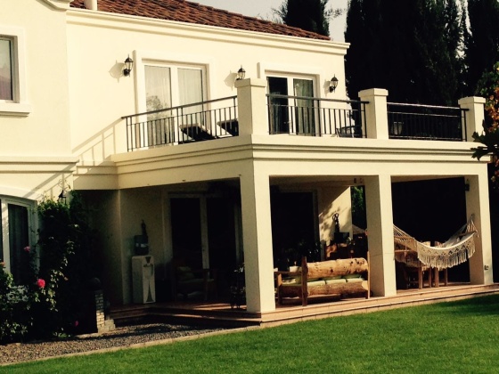 Las brisas, Region Metropolitana, 4 Habitaciones Habitaciones, ,3 BathroomsBathrooms,Casa,En Venta,1179
