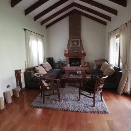 Santa Esther, Region Metropolitana, 5 Habitaciones Habitaciones, ,5 BathroomsBathrooms,Casa,En Venta,1088
